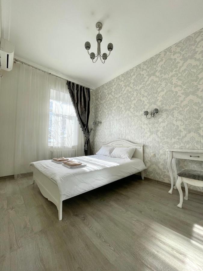 Cozy Apartment On Greek Street 15 Одеса Екстер'єр фото