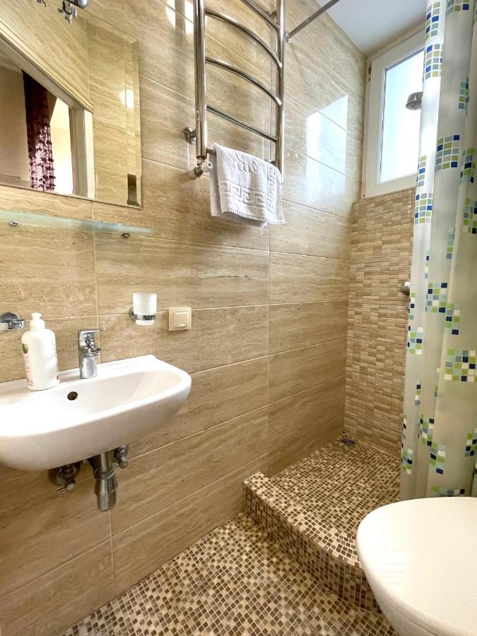 Cozy Apartment On Greek Street 15 Одеса Екстер'єр фото